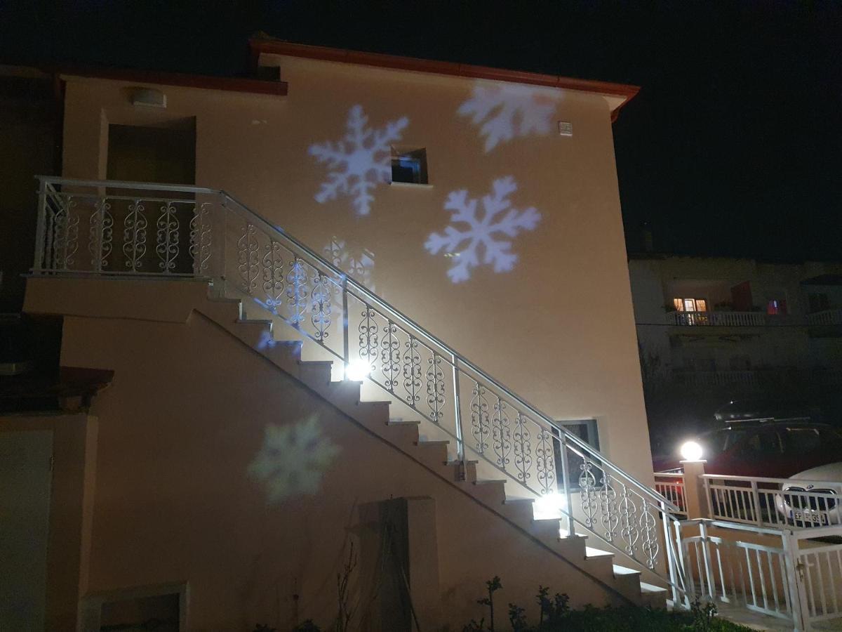 Casa Al Mare 2 Apartment Peraia  Exterior photo